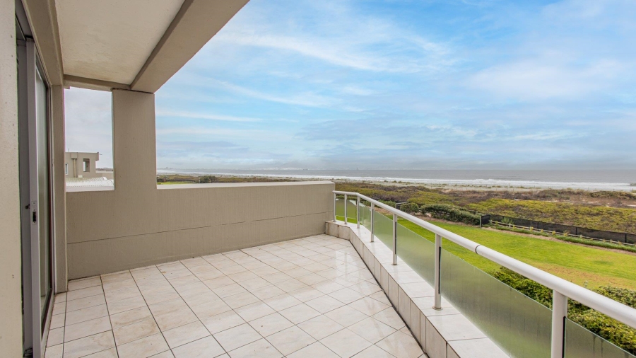 To Let 3 Bedroom Property for Rent in Table View Western Cape